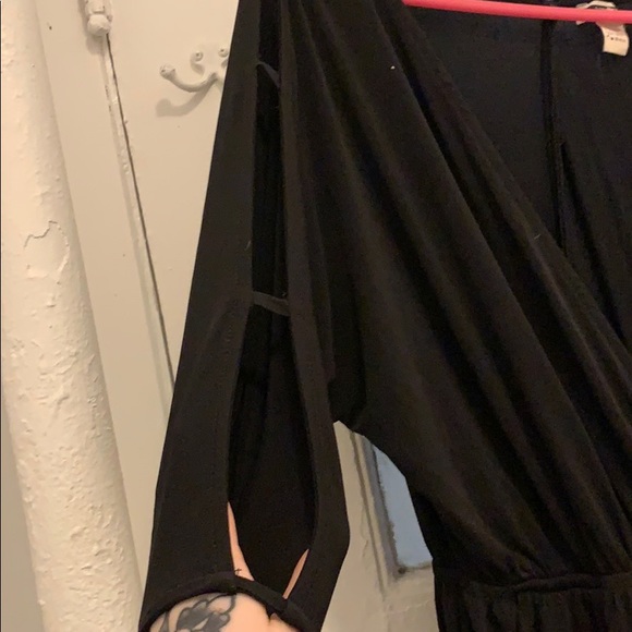 Open Sleeve Black Jumpsuit - Picture 3 of 3